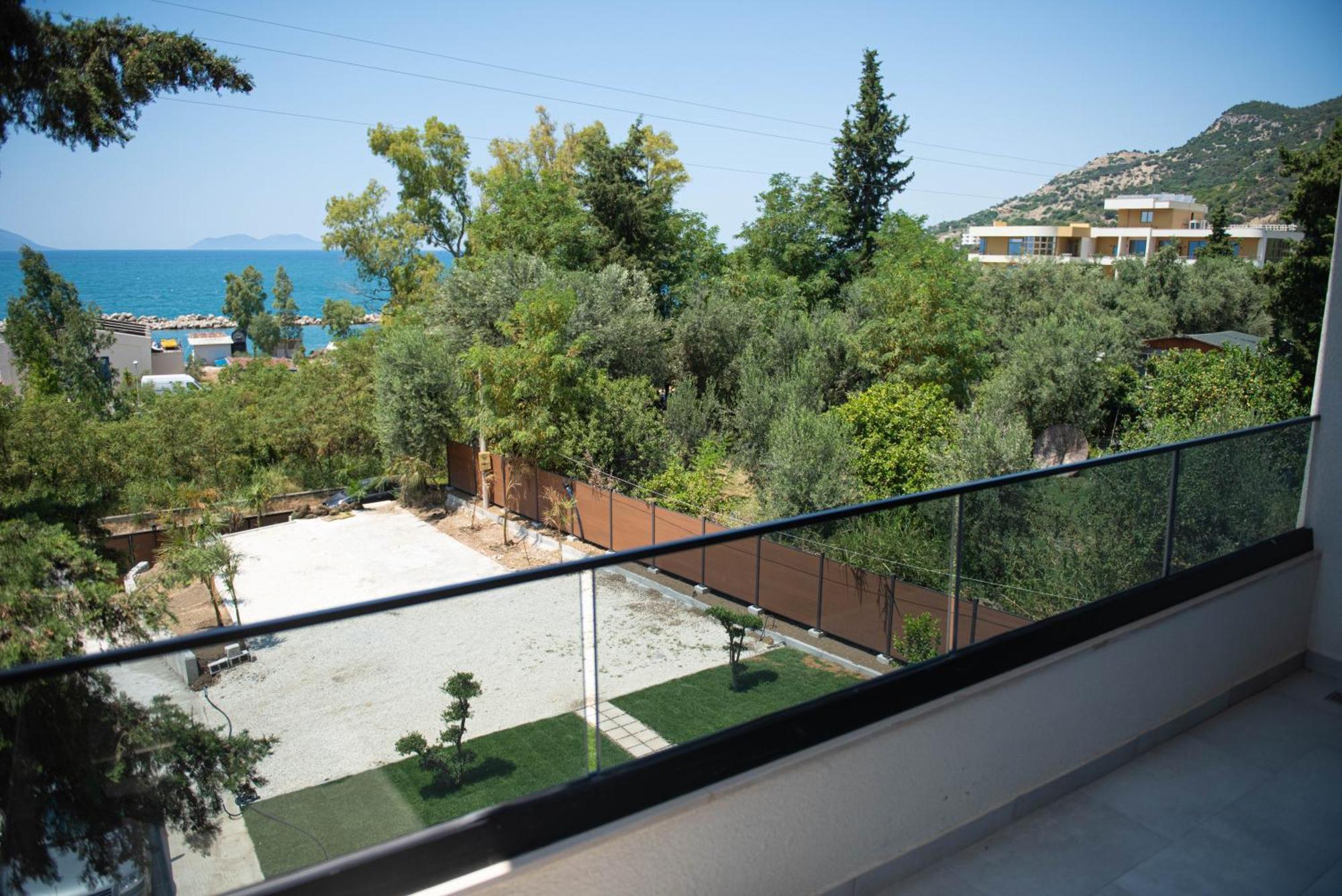 Hotel White Hill Radhime Vlorë