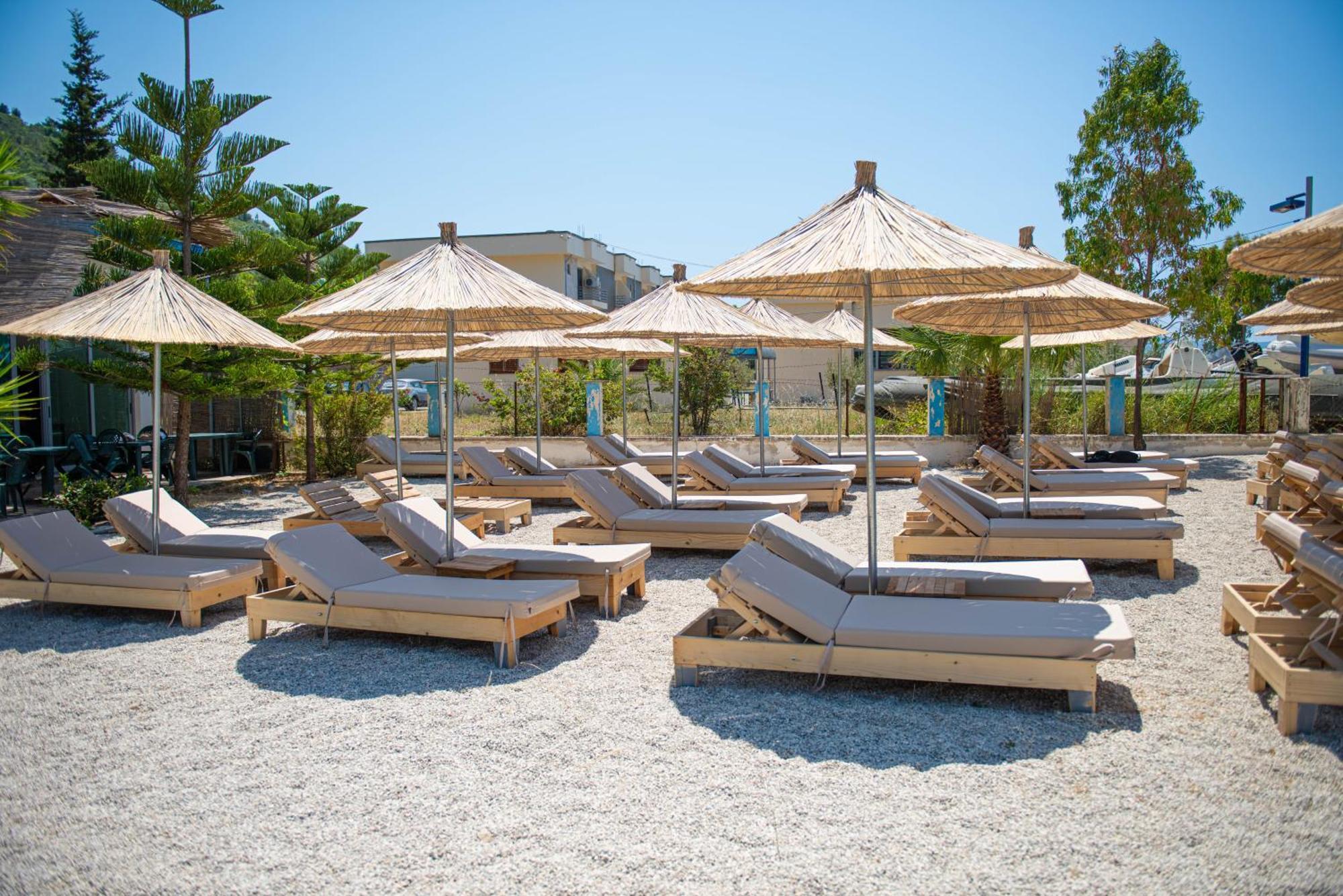 Hotel White Hill Radhime 3*